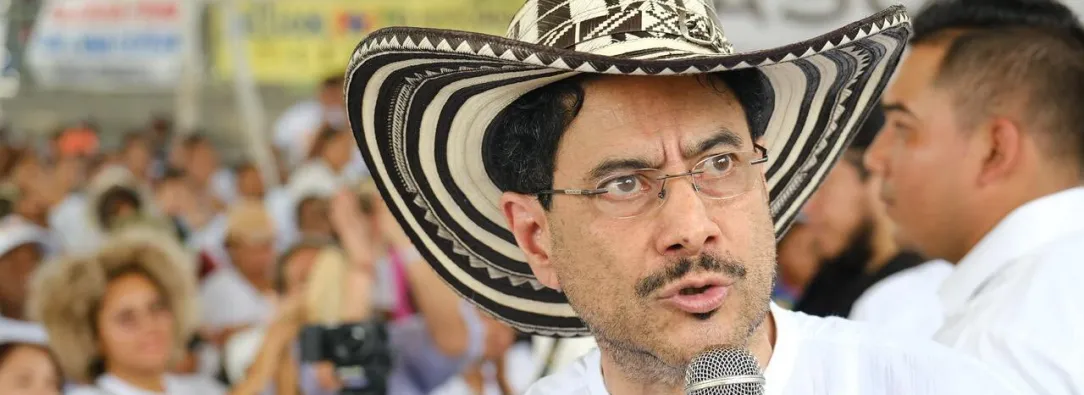 Iván Cepeda convoca marcha en Bogotá a favor del salario mínimo vital y en respaldo al presidente Petro