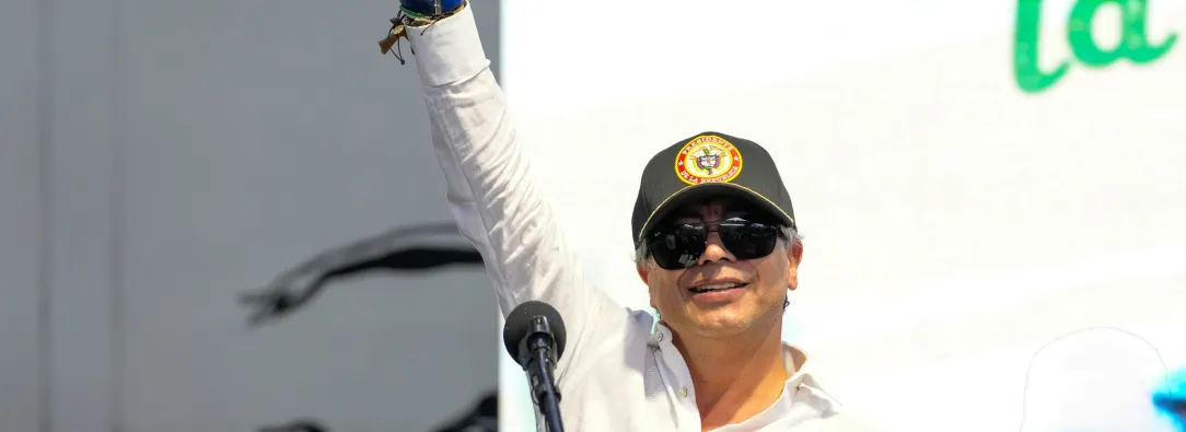 Petro defiende reforma agraria y pide blindar el salario vital