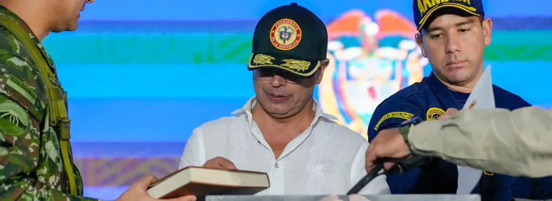 Petro entregó al Ejército 280 ha recuperadas del narcotráfico