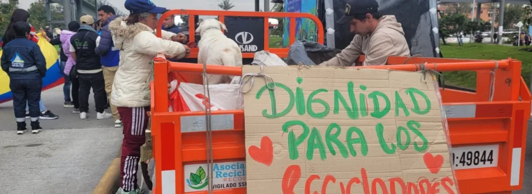 Recicladores en Bogotá. / Foto: Radio Nacional.