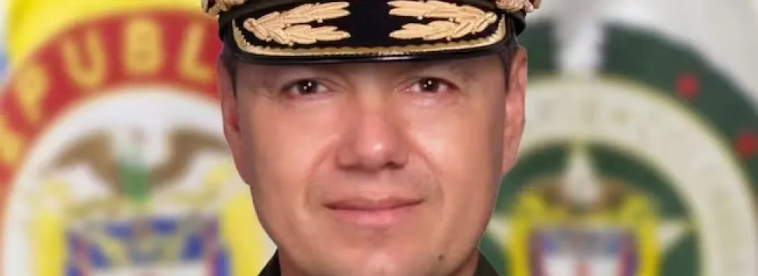 Se oficializó el retiro de un general de la Policía tras un presunto plan de sabotaje contra el presidente Petro