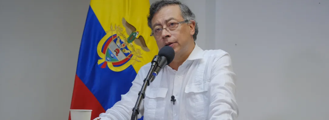 Petro destaca el millón de testigos electorales inscritos