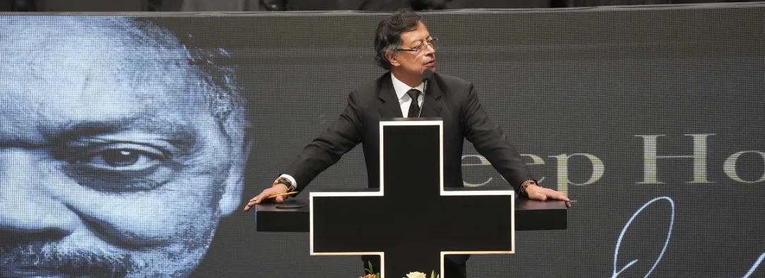 Presidente Petro llama a un "pacto por la paz de la humanidad" en el funeral de Jesse Jackson