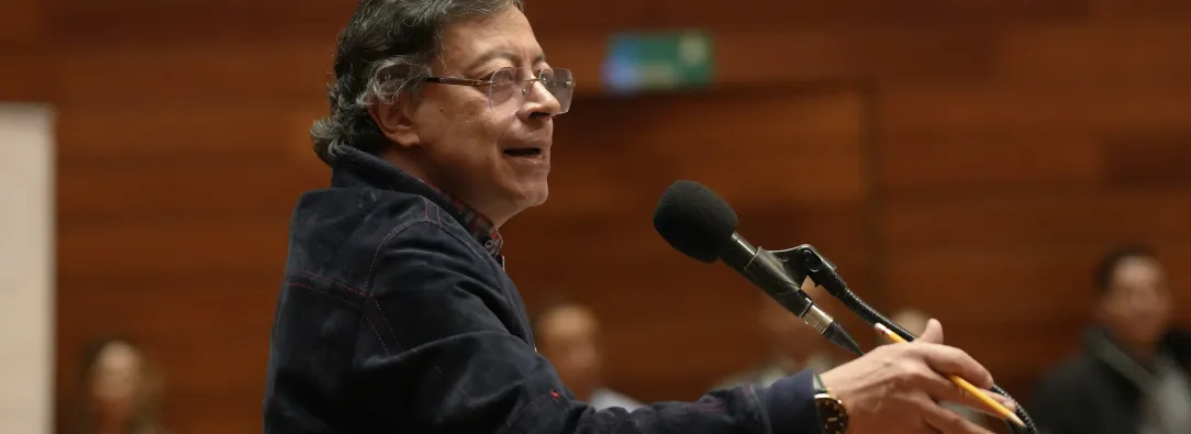 Petro: "La junta del Banco de la República pone al pueblo a pagarles las ganancias a los banqueros"