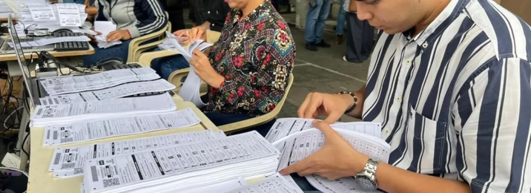 Denuncian fraude y desaparición de miles de votos en escrutinios de Antioquia