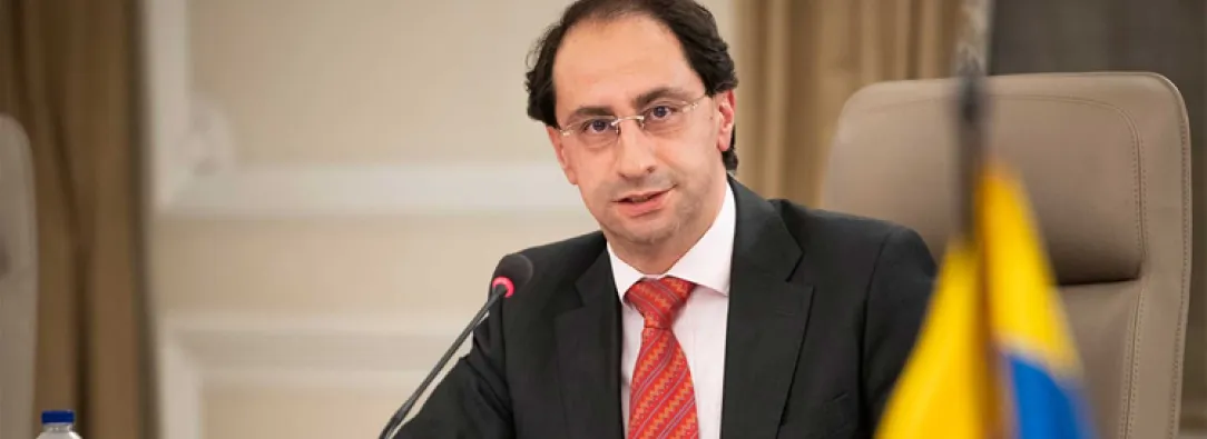 De La Espriella elige a José Manuel Restrepo como su fórmula vicepresidencial