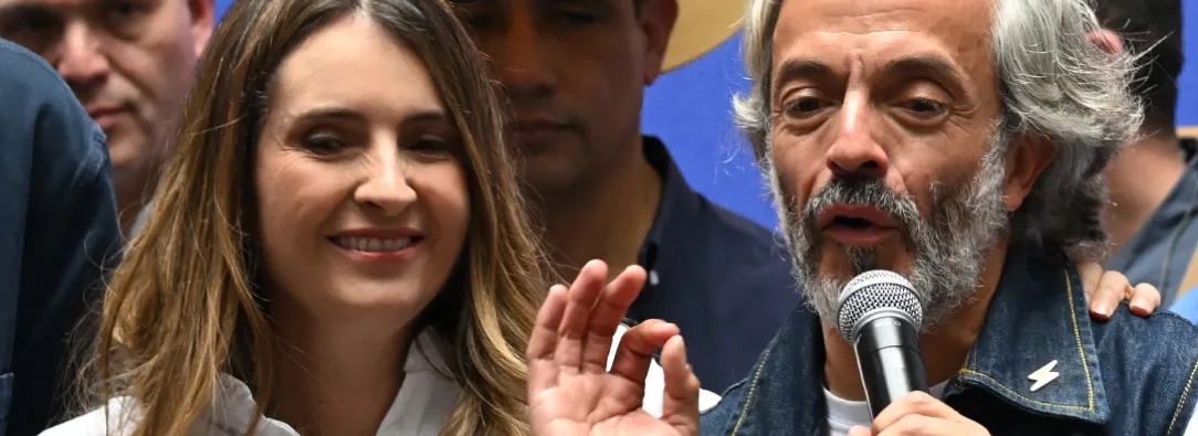 Paloma Valencia y Juan Daniel Oviedo. / Foto: AFP.
