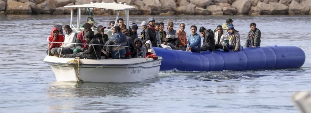 Parlamento Europeo aprueba centros de detención para migrantes.