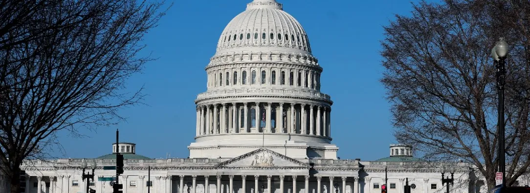 Senado de EE. UU. avala poderes de guerra de Trump contra Irán.