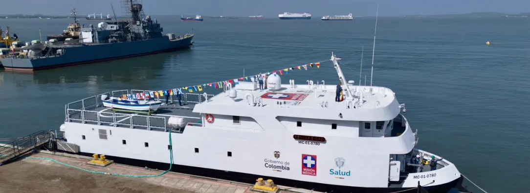 Zarpó el Buque Hospital Benkos Biohó hacia el Pacífico.