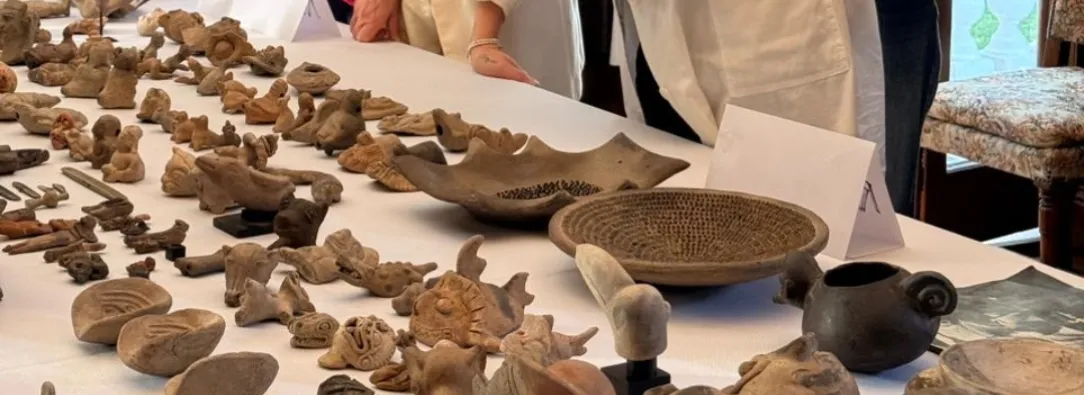 Piezas precolombinas repatriadas desde Chile. / Foto: Ministerio de Relaciones Exteriores.