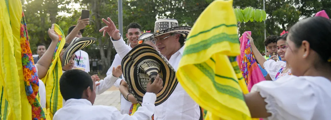 Colombia redujo pobreza multidimensional: 793.000 personas menos.