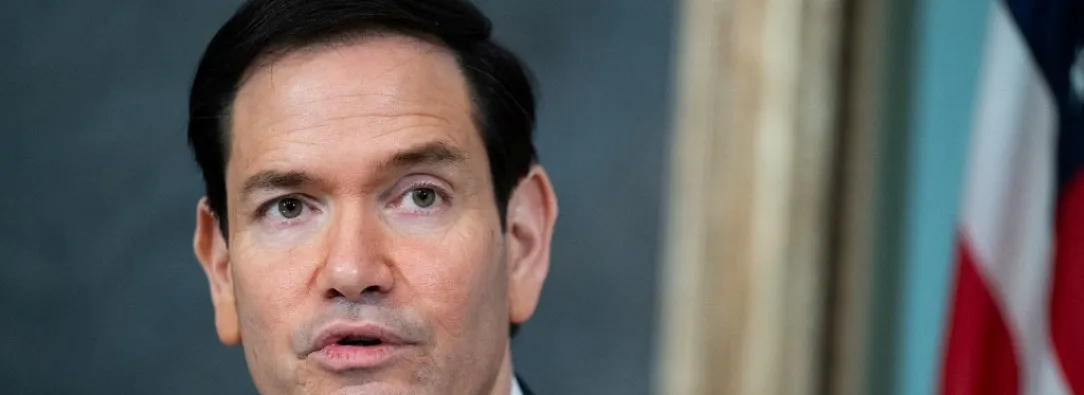 Estados Unidos instruyó a sus embajadas reclutar influenciadores.