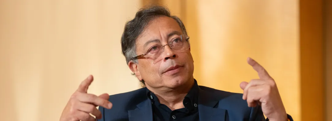 Presidente Petro busca asegurar presupuesto del 2027 para madres cabeza de familia y bono pensional