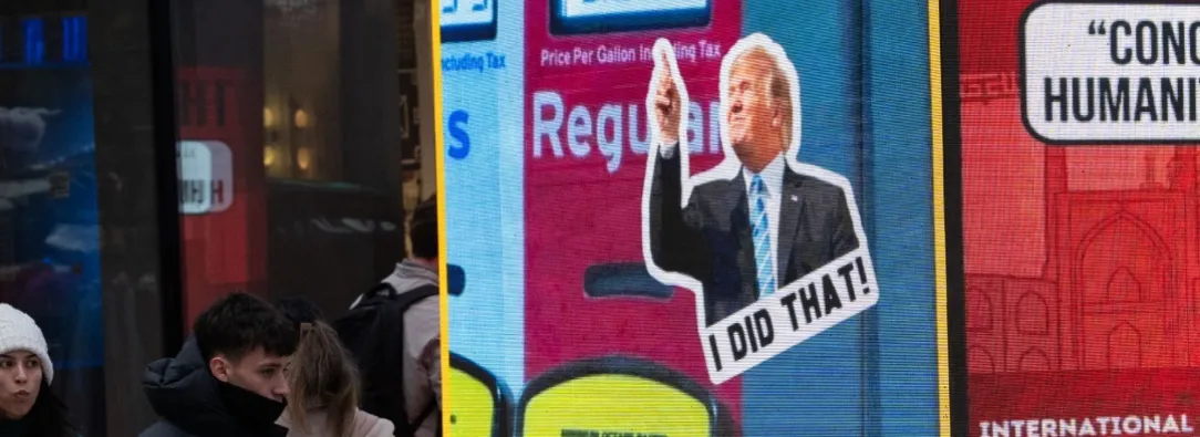 Trump y el precio de la gasolina. / Foto: AFP.