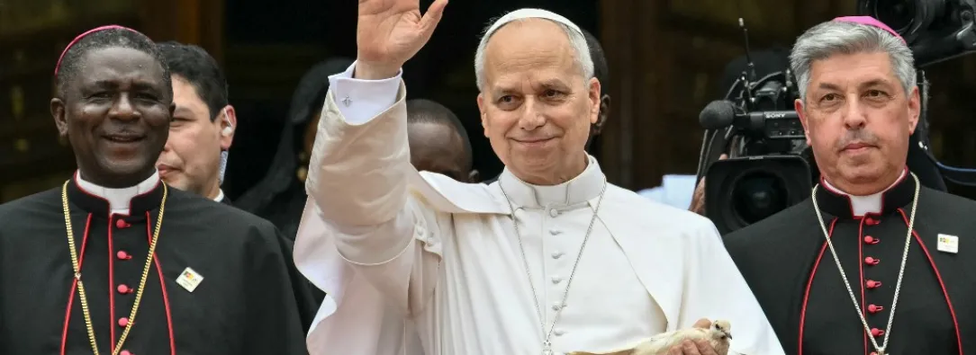 Un "puñado de tiranos" está devastando el mundo: Papa León XIV