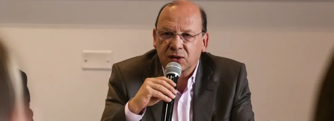 Cinco principios que replantean la teoría económica: Hacienda propone poner a las personas por encima de las cifras