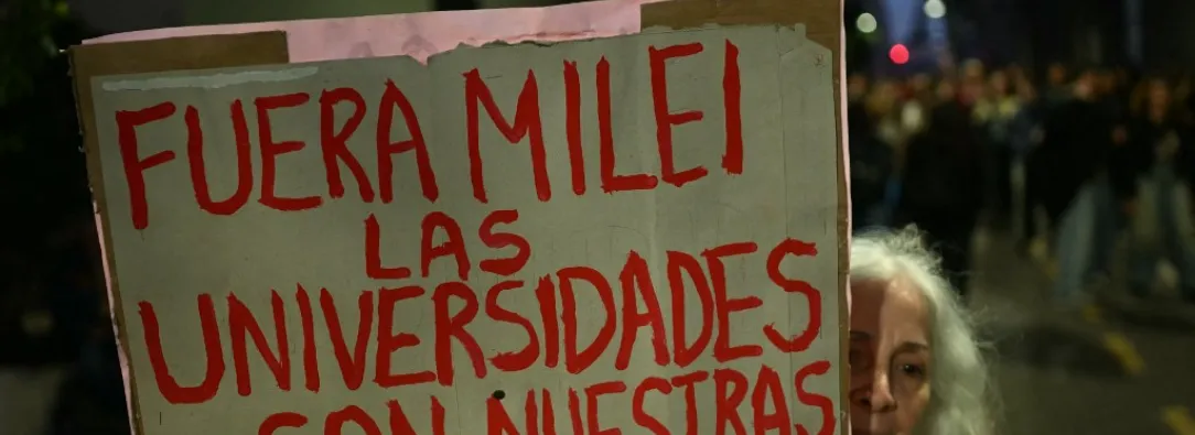 Marchas en Argentina contra Milei por recortes a universidades
