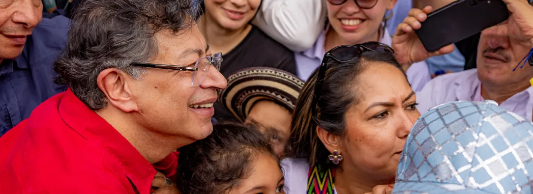 No queremos cambiar la Constitución: Petro sobre Constituyente