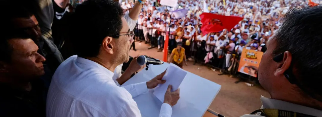 Petro exige investigar origen militar del montaje contra Iván Cepeda 