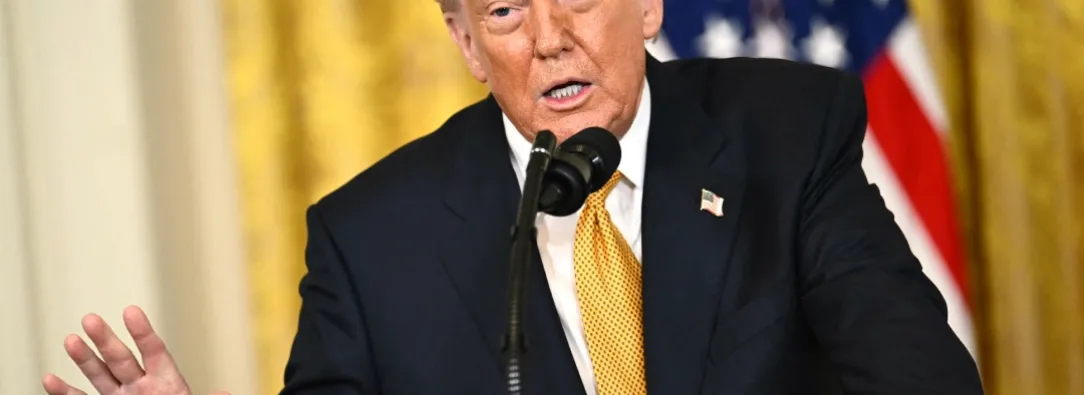 Trump sobre el estrecho de Ormuz. / Foto: AFP.