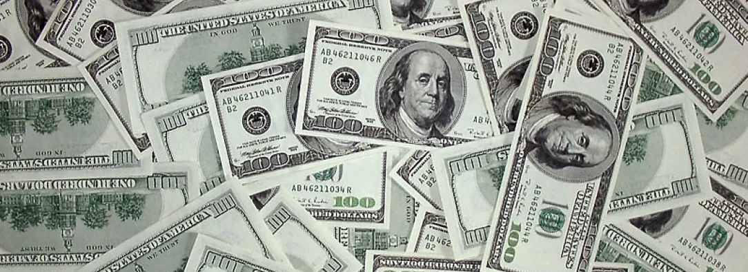 billetes de cien dólares