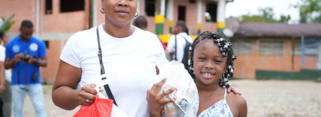 Programa de Alimentación Escolar: entregan canastas en Antioquia