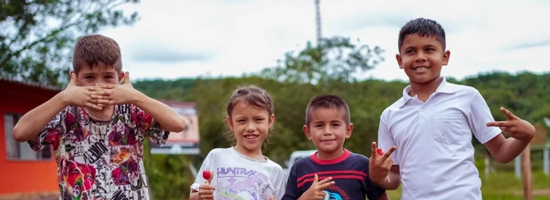 Educación escolar Gobierno invierte $123 mil millones