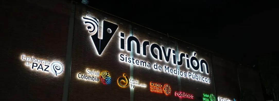 Inravisión manifiesta su disposición para producir y transmitir la posesión presidencial de Abelardo de la Espriella