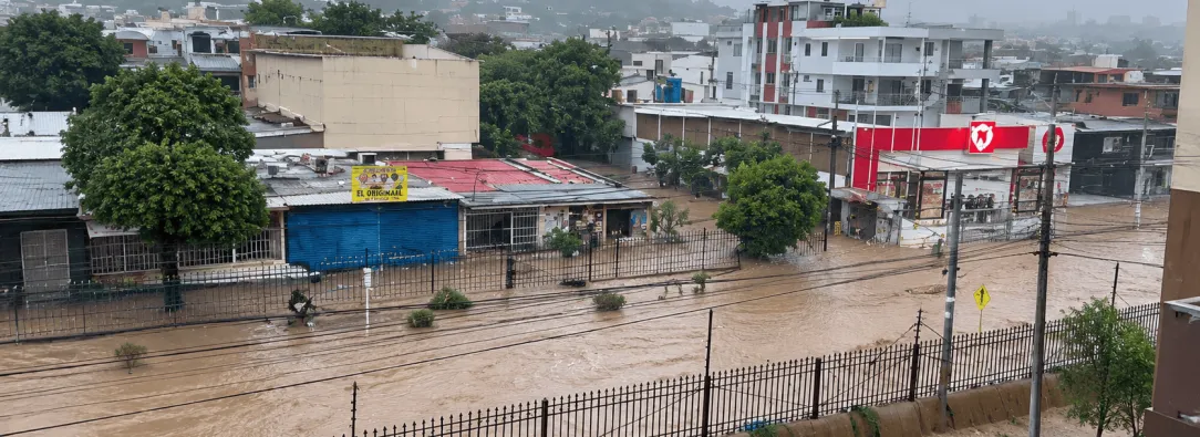 Inundaciones en Santa Marta luego de fuertes lluvias