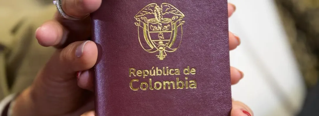 Cancillería contrata a Thomas Greg & Sons para garantizar pasaportes hasta 2027