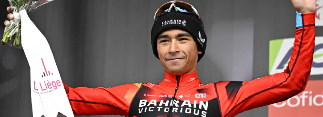 ¡Historico-El-ciclista-Santiago-Buitrago-en-el-podio-de-la-Lieja-Bastona-Lieja.jpg