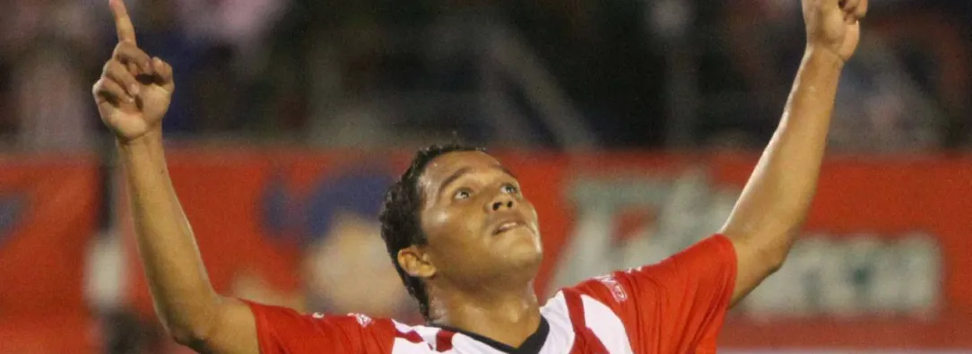 Carlos-bacca-junior.jpg