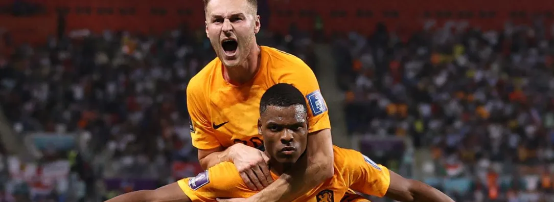 Denzel-Dumfries-Paises-Bajos-Qatar-2022.jpg