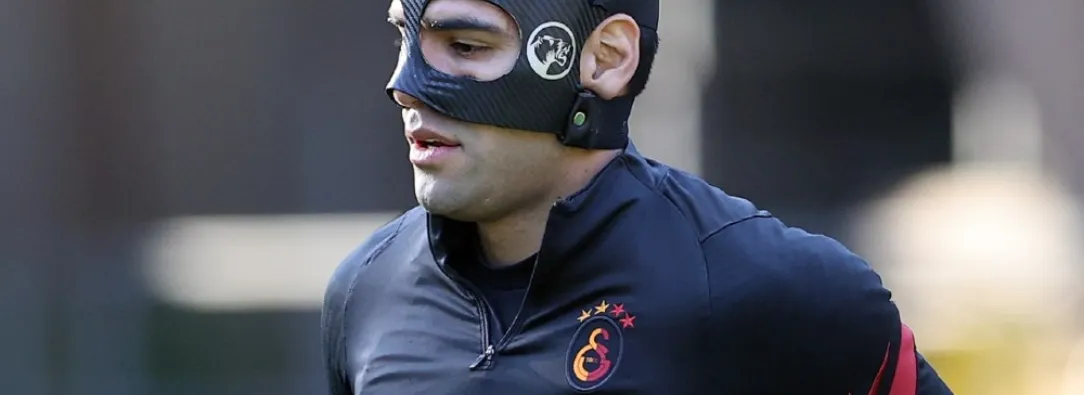 Falcao_enmascarado.jpg