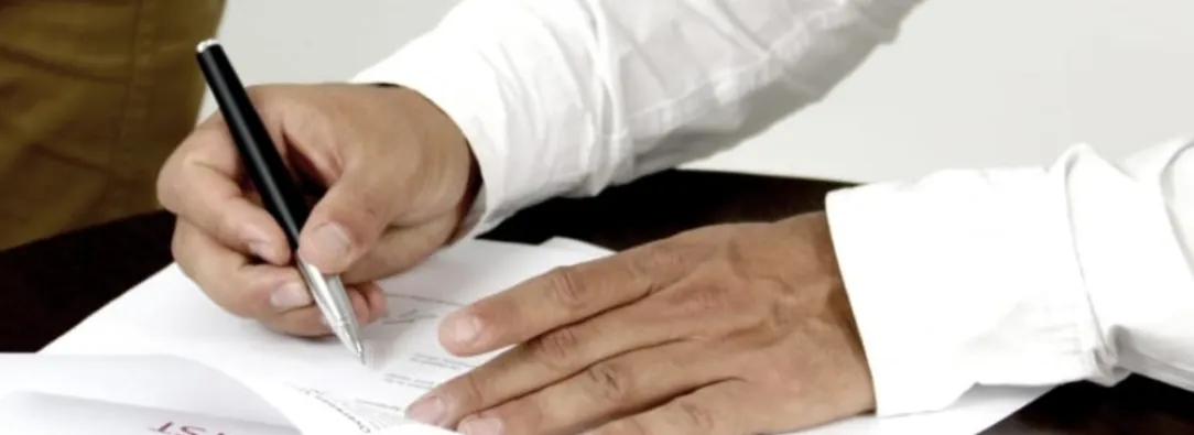Firma-contratos-de-prestacion-de-servicios.jpg