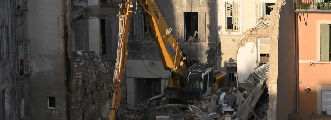 Francia_-al-menos-4-muertos-por-el-derrumbe-de-un-edificio-en-Marsella-1.jpg