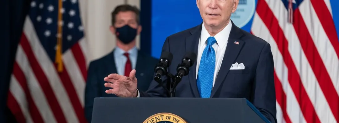 Joe_biden_soldados-ucrania.jpg