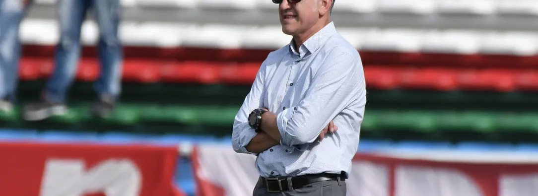 Juan-carlos-osorio-sale-de-america.jpg