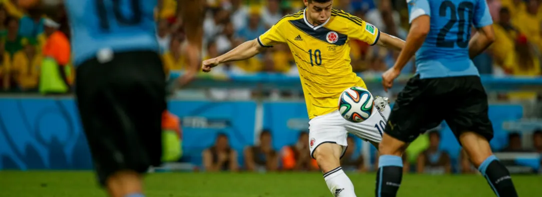 Los-mejores-goles-de-James-Rodriguez-en-su-carrera-profesional.jpg
