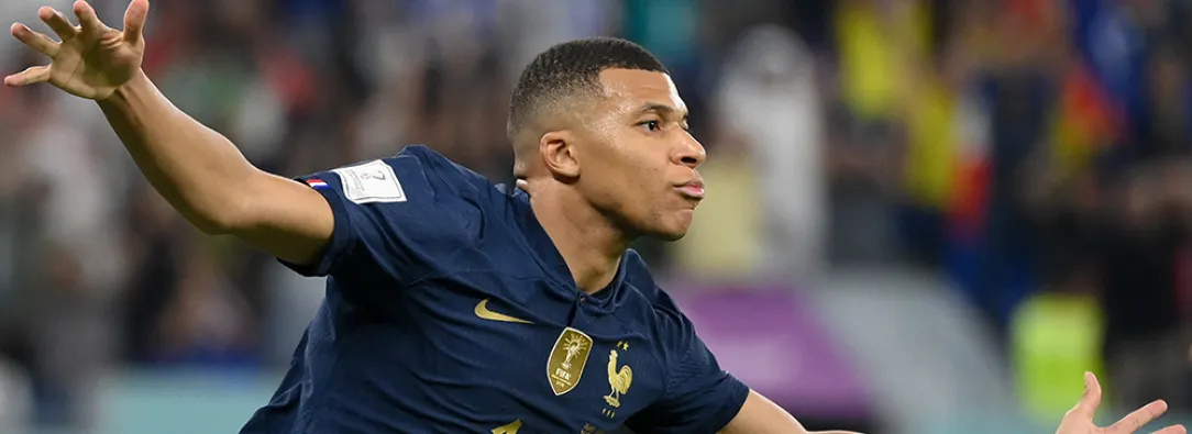 Mbappe-figura-en-Francia-tras-anotar-doblete-contra-Dinamarca.jpg