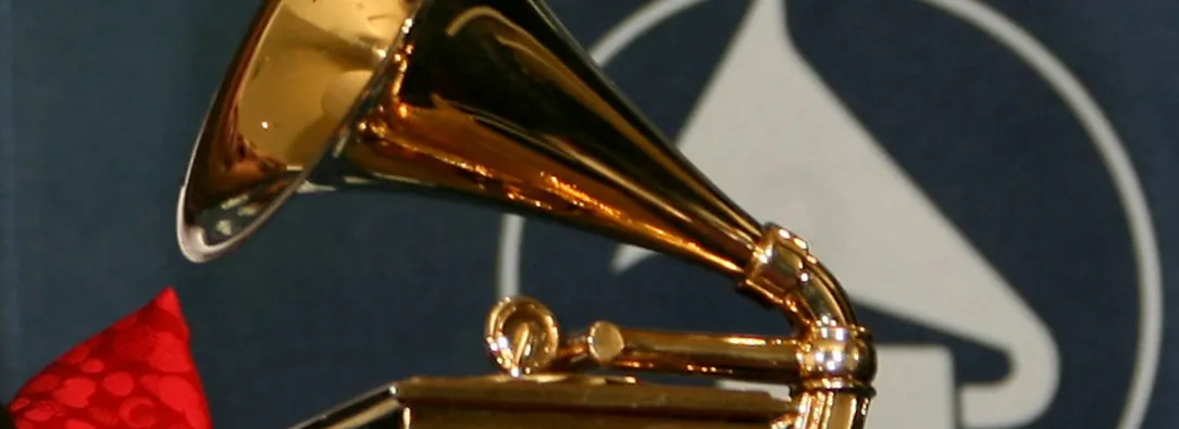 Premio-Grammy-2022.jpg