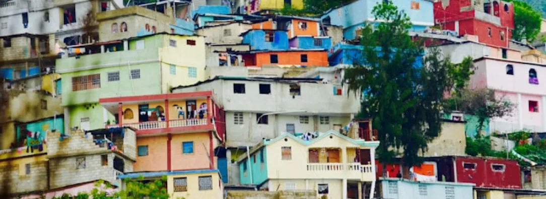 Que-esta-pasando-en-Haiti-Panorama-de-un-pais-sitiado-por-las-pandillas.jpg