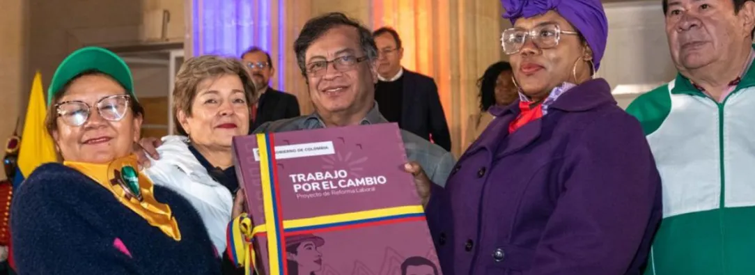 Reforma-laboral-ya-fue-radicado-el-proyecto-de-ley-presidente-Gustavo-Petro.jpg