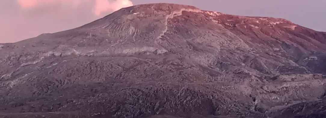 VolcanNevadoDelRuiz-1.jpg