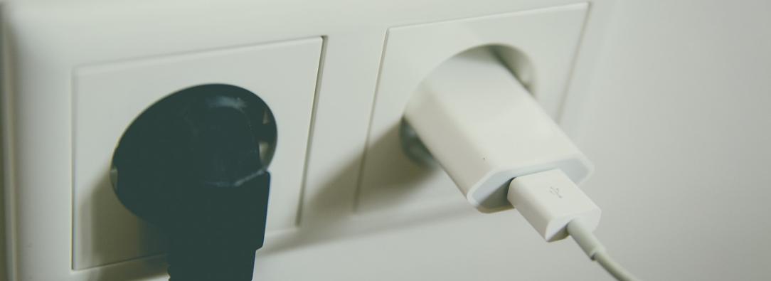 power-outlet-1794616_1280.jpg