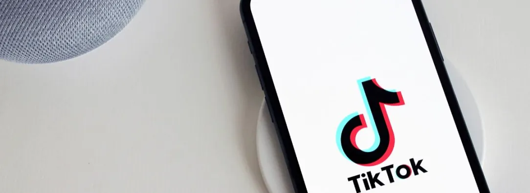 tiktok-red-social-telefono.jpg