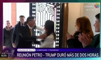 Presidente Petro en la embajada. 