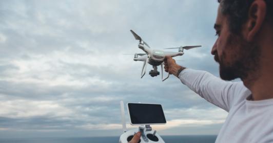 Proyecto de ley sobre drones. / Foto: Freepik.