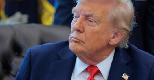 Donald Trump sobre chiste de dictadura. / Foto: AFP.
